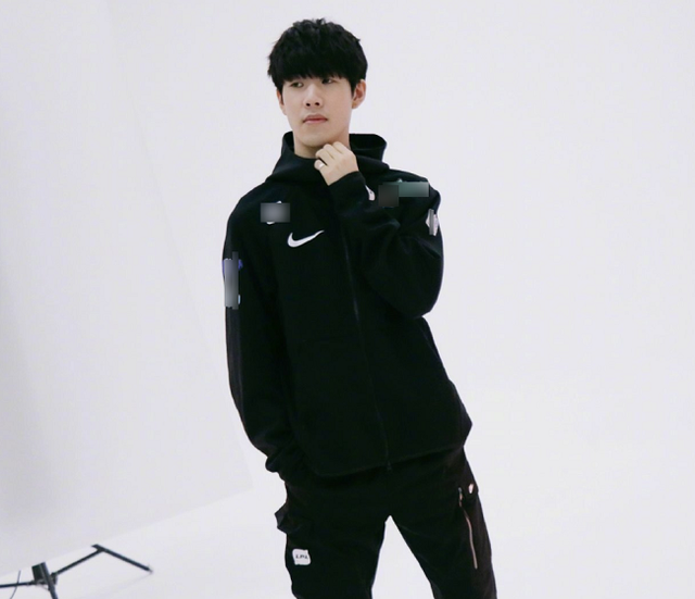 img img